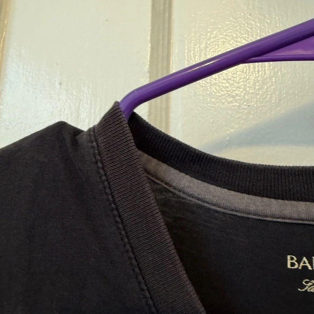 Banana Republic Men’s Black V‑Neck Tee